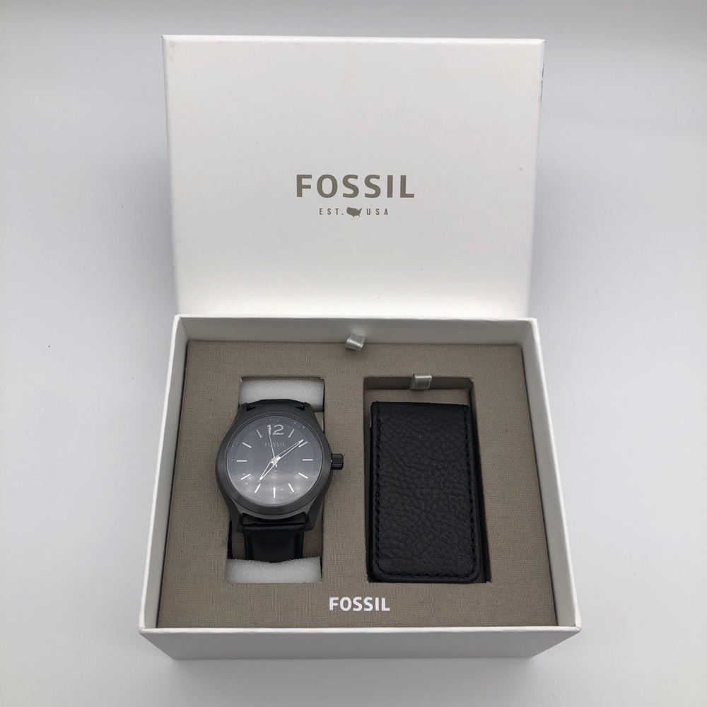 Fossil Editor Leather Watch and Money Clip Set